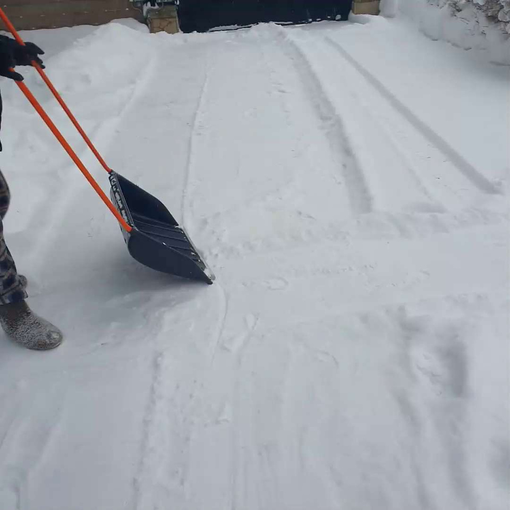 Не только лопатой: как сделать снегоуборочную машину из подручных средств