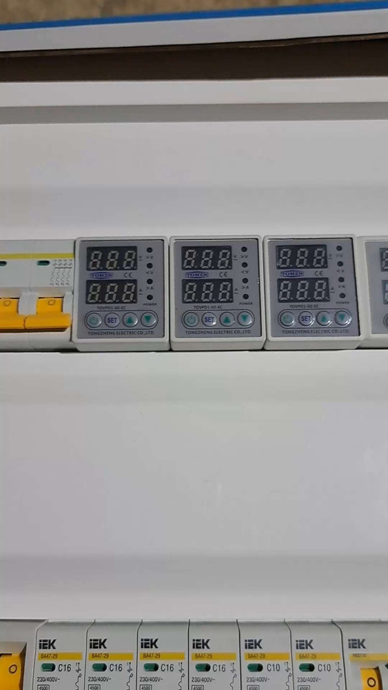 Реле контроля напряжения TOMZN TOVPD1-60-EC с защитой от перегрузки по ...