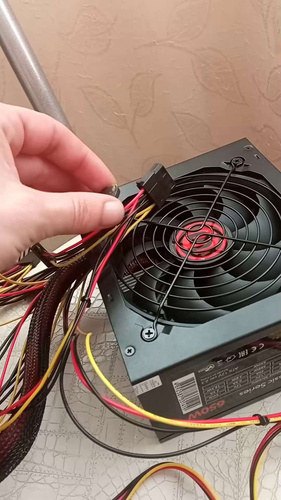 Блок питания Ginzzu 500W (CB500) ATX,12CM,20+4p,CPU(4+4), PCI-E(6+2p ...