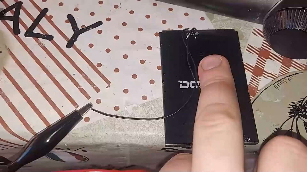 Регулируемый двухканальный лабораторный источник питания постоянного ...